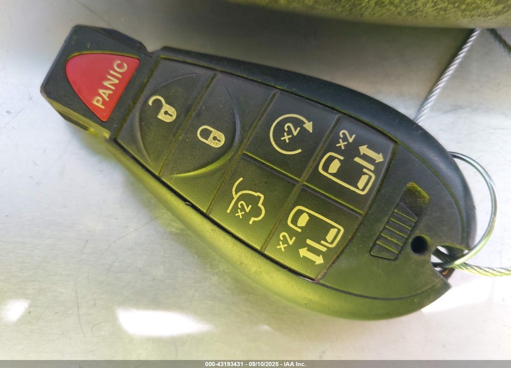 2008 CHRYSLER TOWN & COUNTRY TOURING VIN: 2A8HR54P38R843746