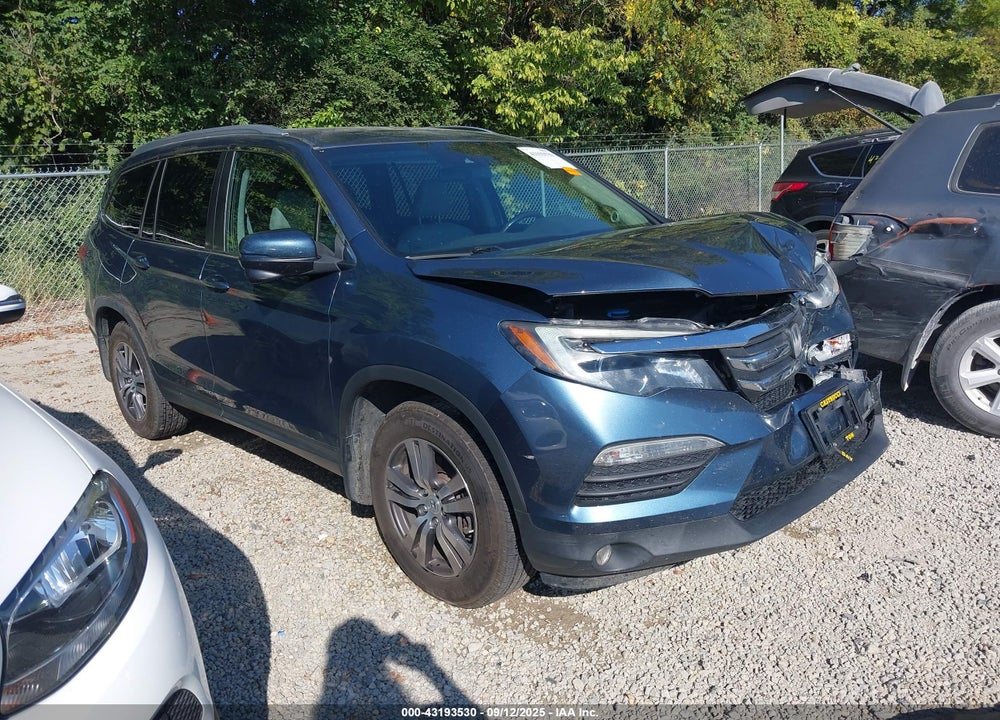 2017 HONDA PILOT VIN: 5FNYF6H65HB044134