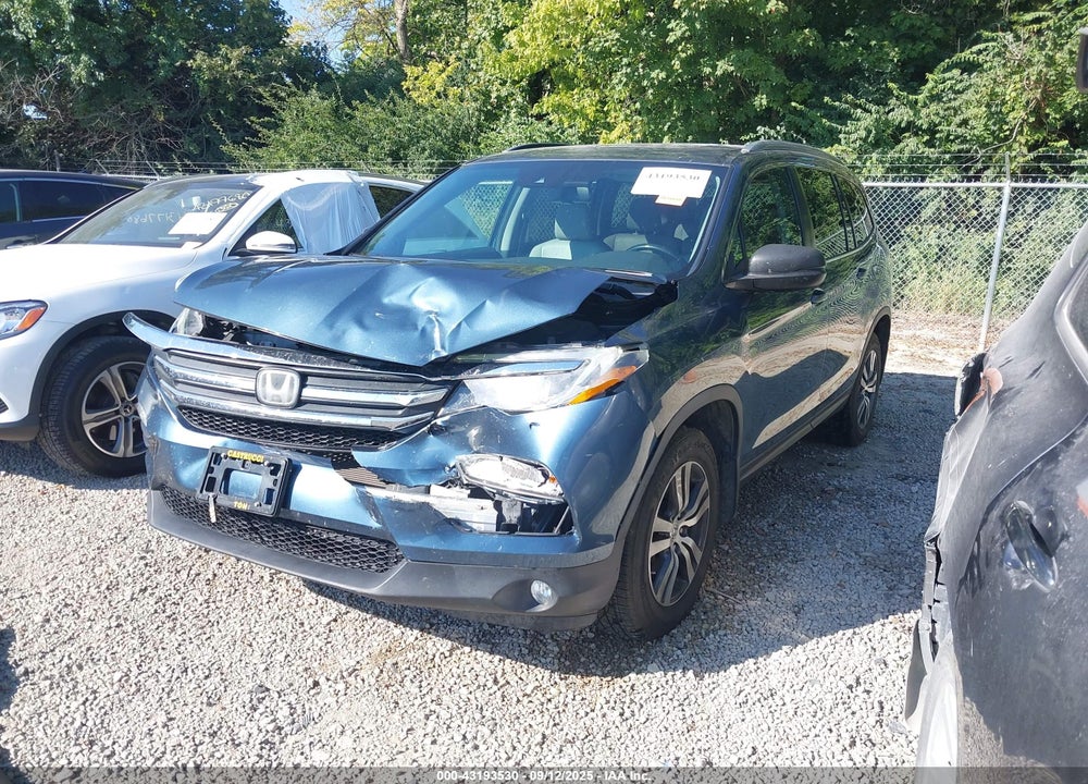 2017 HONDA PILOT VIN: 5FNYF6H65HB044134