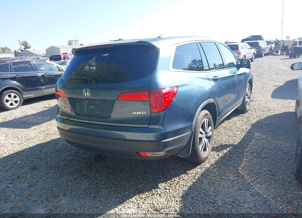 2017 HONDA PILOT VIN: 5FNYF6H65HB044134