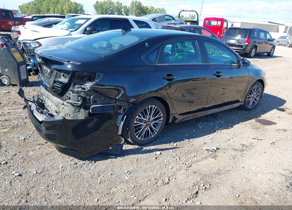 2023 KIA FORTE VIN: 3KPF54AD9PE686660