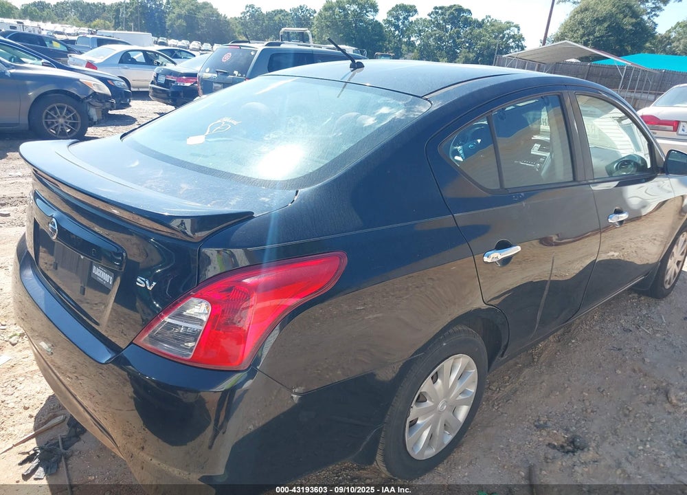 2017 NISSAN VERSA VIN: 3N1CN7AP5HL868144