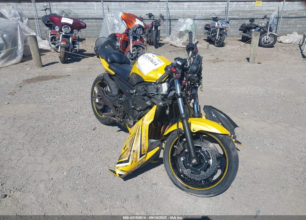 2009 YAMAHA FZ6 R/C VIN: JYARJ18Y49A001028