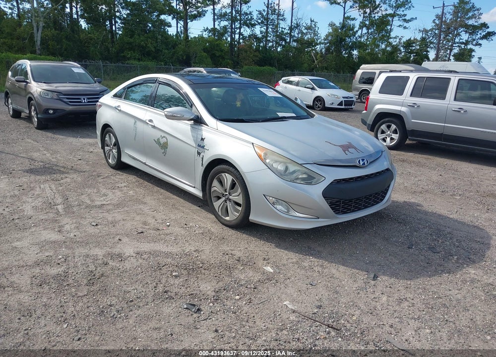 2014 HYUNDAI SONATA HYBRID VIN: KMHEC4A41EA110011