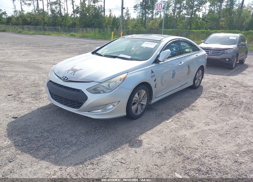 2014 HYUNDAI SONATA HYBRID VIN: KMHEC4A41EA110011