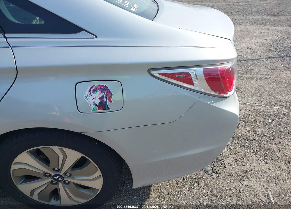 2014 HYUNDAI SONATA HYBRID VIN: KMHEC4A41EA110011