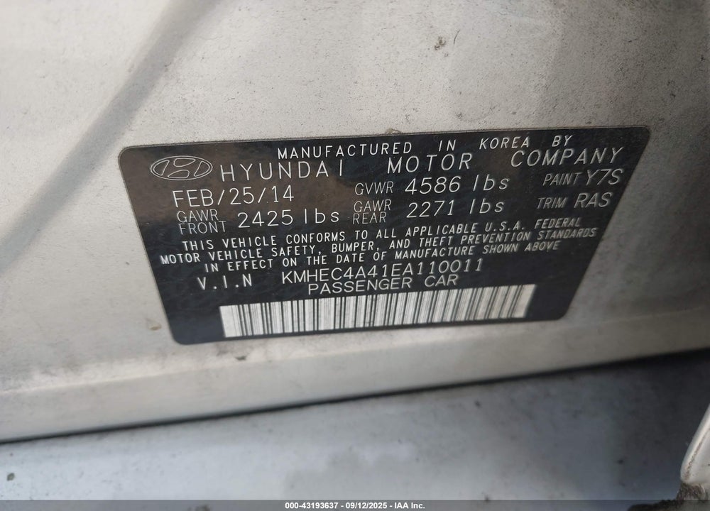 2014 HYUNDAI SONATA HYBRID VIN: KMHEC4A41EA110011