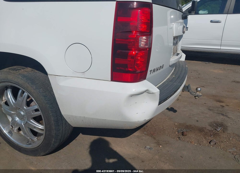 2010 CHEVROLET TAHOE VIN: 1GNMCAE37AR167834