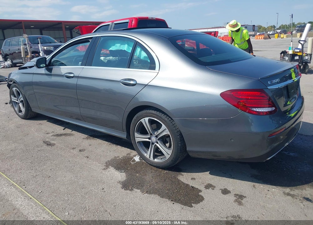 2017 MERCEDES-BENZ E-CLASS VIN: WDDZF4KB1HA133146