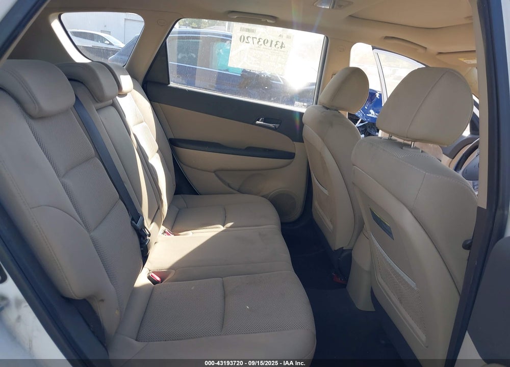 2010 HYUNDAI ELANTRA TOURING SE VIN: KMHDC8AE2AU066198