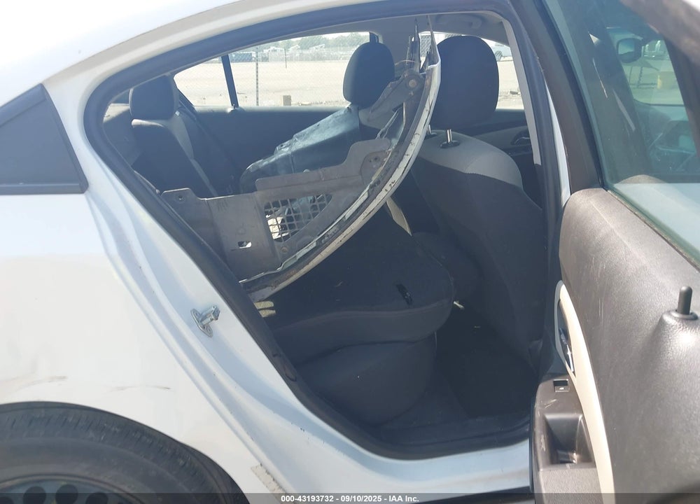 2014 CHEVROLET CRUZE VIN: 1G1PA5SH2E7287702