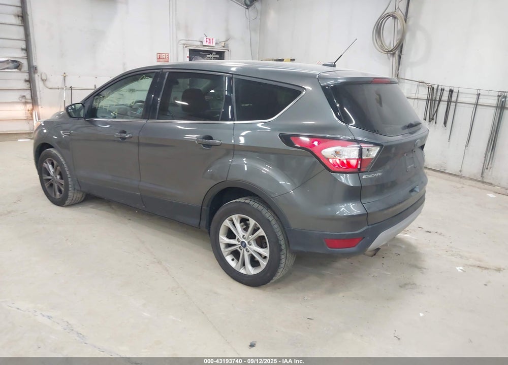 2017 FORD ESCAPE VIN: 1FMCU9GD0HUD06405