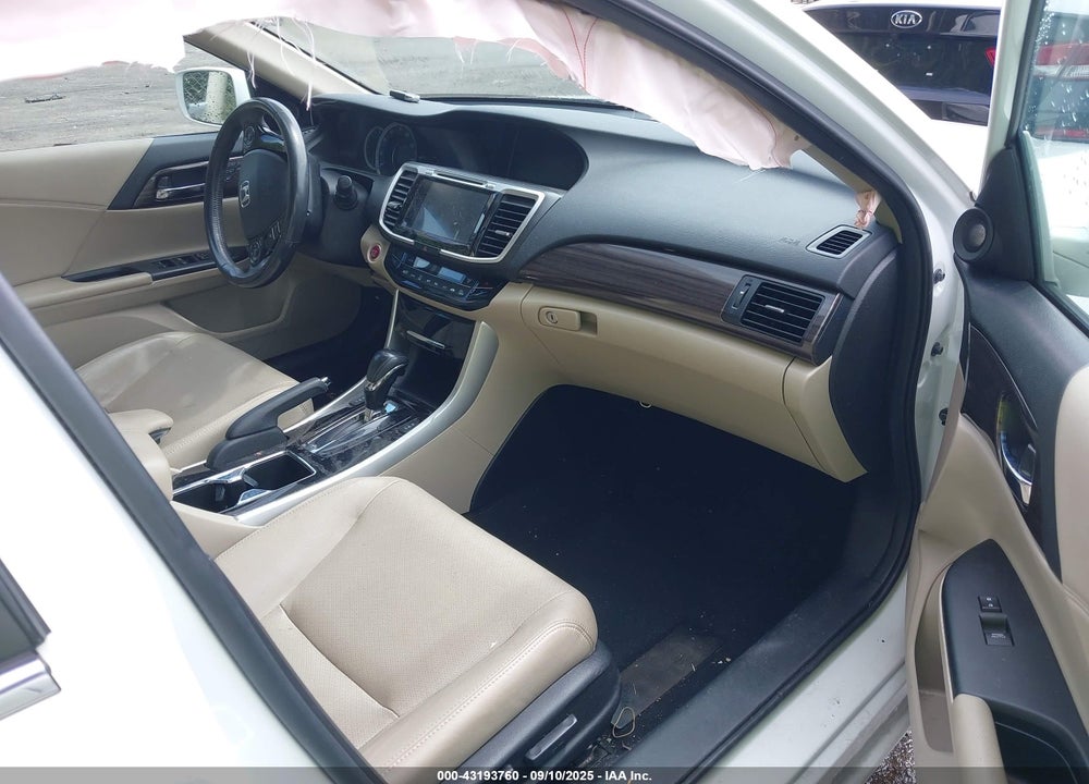 2017 HONDA ACCORD EX-L VIN: 1HGCR2F81HA200498