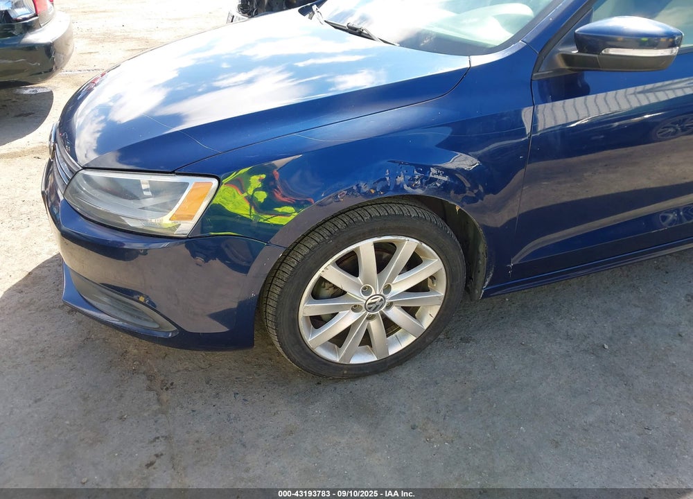 2012 VOLKSWAGEN JETTA 2.0L TDI VIN: 3VWLL7AJ8CM339687