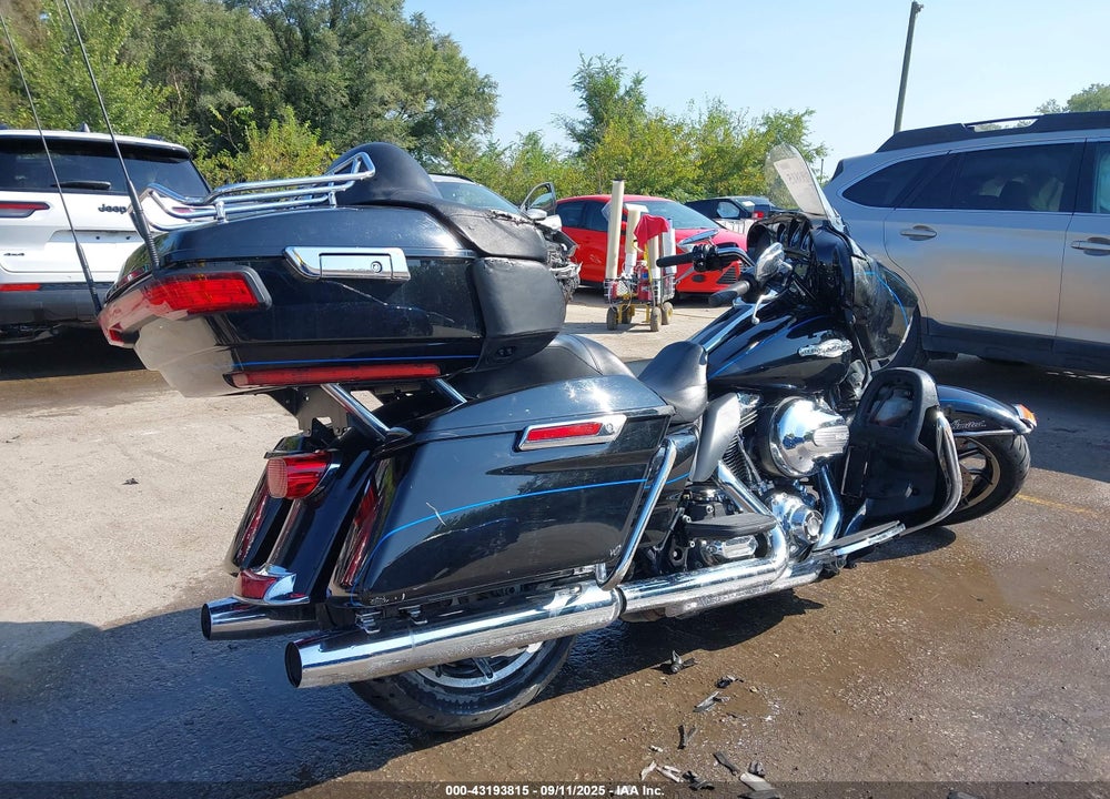 2014 HARLEY-DAVIDSON FLHTK SHRINE ULTRA LIMITED VIN: 1HD1KNL12EB612632