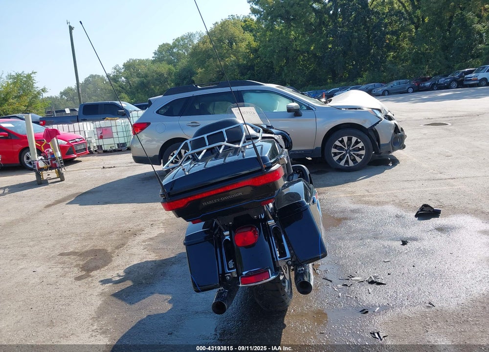 2014 HARLEY-DAVIDSON FLHTK SHRINE ULTRA LIMITED VIN: 1HD1KNL12EB612632