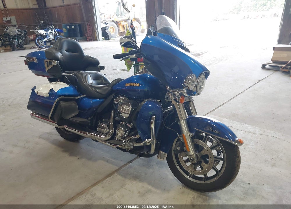 2017 HARLEY-DAVIDSON FLHTK ULTRA LIMITED VIN: 1HD1KED1XHB619590