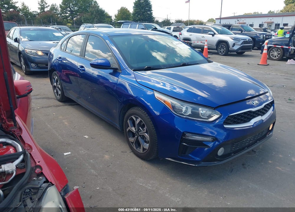 2019 KIA FORTE LXS VIN: 3KPF24AD1KE050638