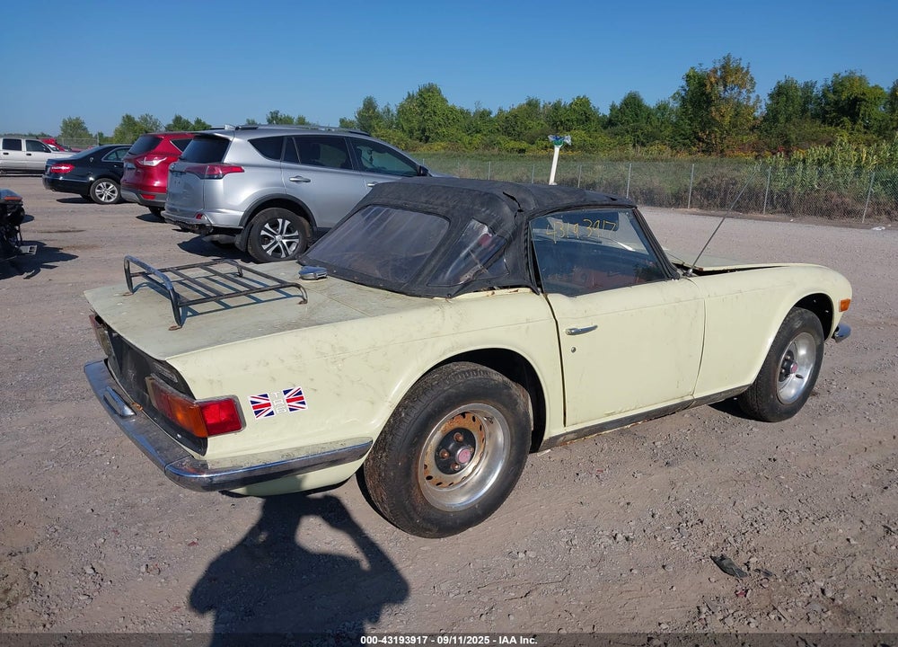 1972 TRIUMPH TR4 VIN: CC83016U