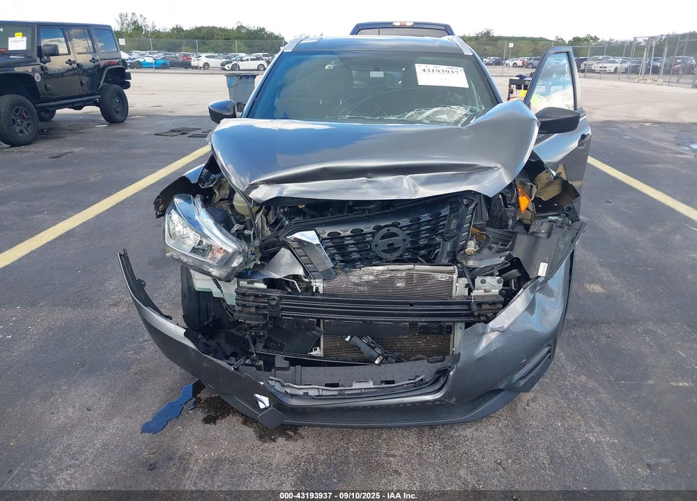 2019 NISSAN KICKS VIN: 3N1CP5CUXKL546107