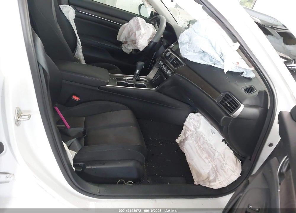 2018 HONDA ACCORD VIN: 1HGCV1F46JA141408