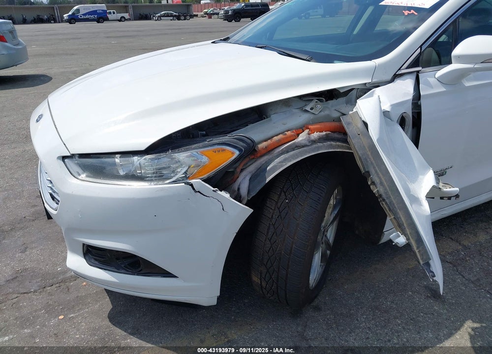2016 FORD FUSION VIN: 3FA6P0SU9GR235941