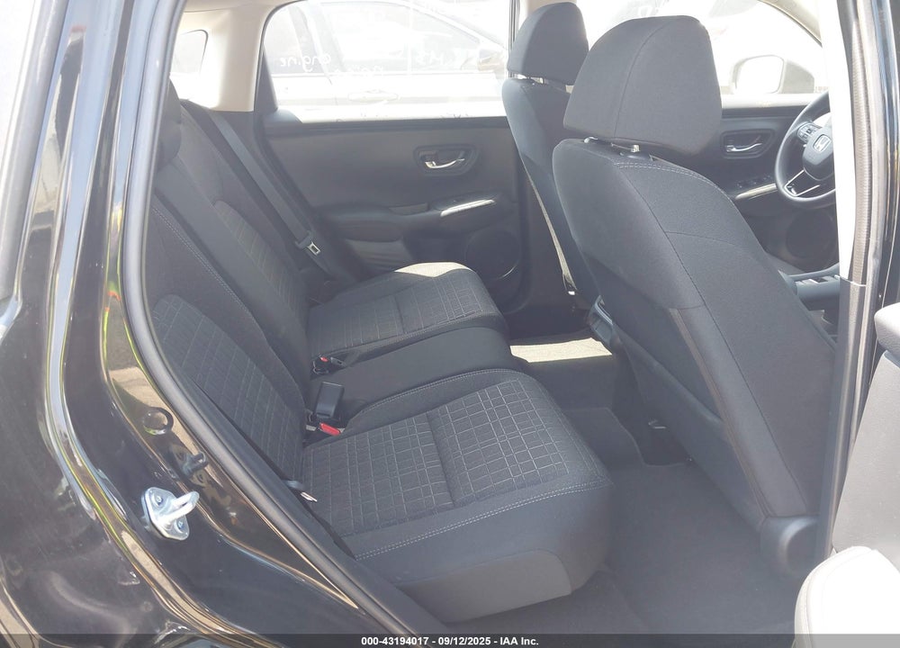 2025 HONDA HR-V VIN: 3CZRZ2H37SM762629