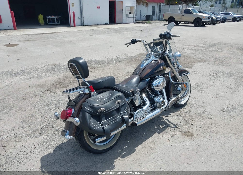 2013 HARLEY-DAVIDSON FLSTC HERITAGE SOFTAIL CLS/ANN VIN: 1HD1BWV22DB027060
