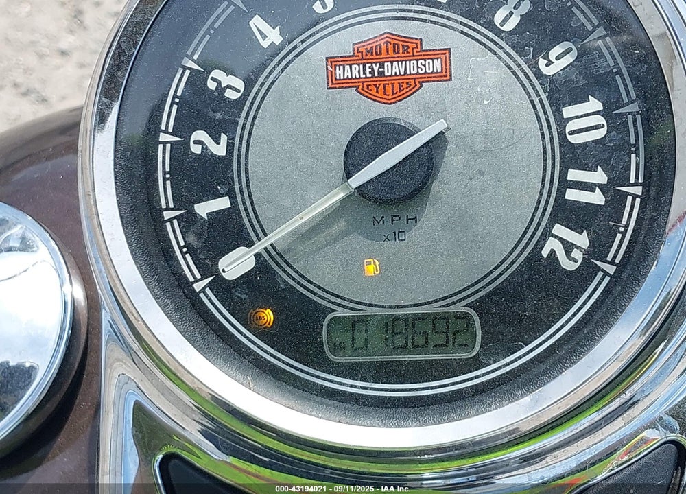 2013 HARLEY-DAVIDSON FLSTC HERITAGE SOFTAIL CLS/ANN VIN: 1HD1BWV22DB027060