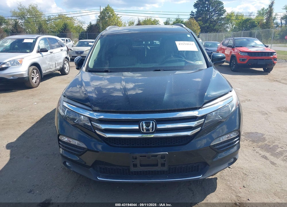 2017 HONDA PILOT VIN: 5FNYF6H97HB019729