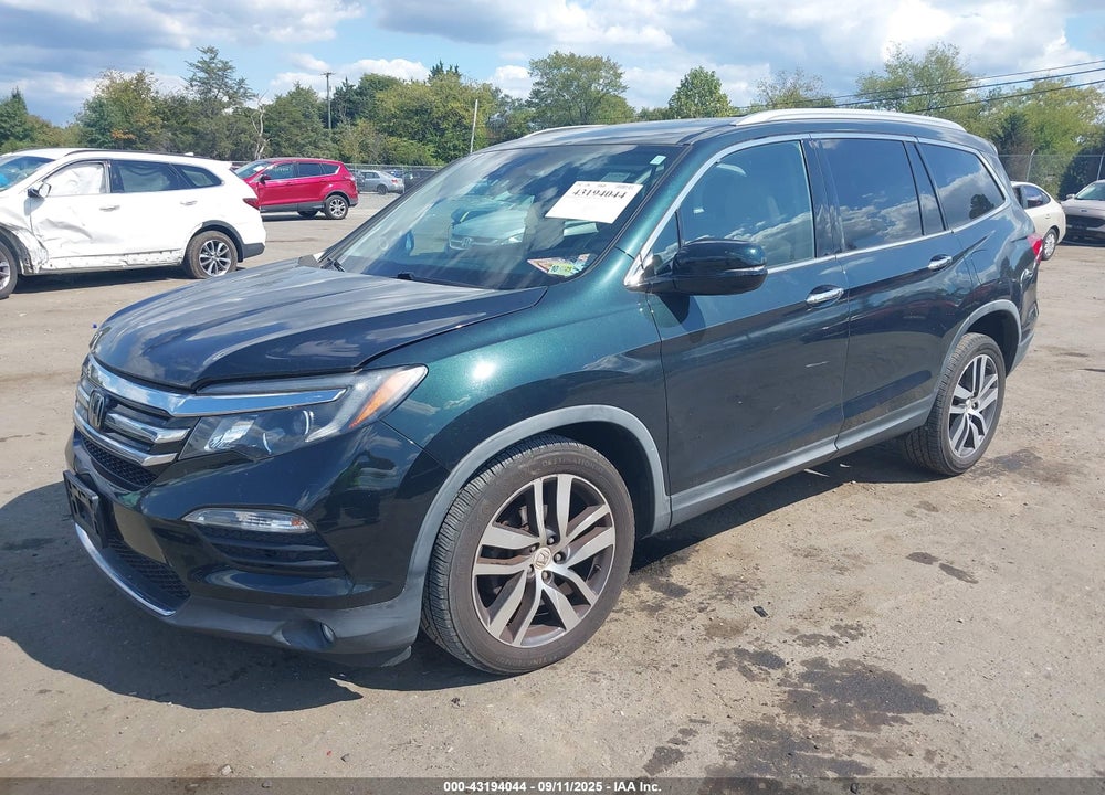 2017 HONDA PILOT VIN: 5FNYF6H97HB019729