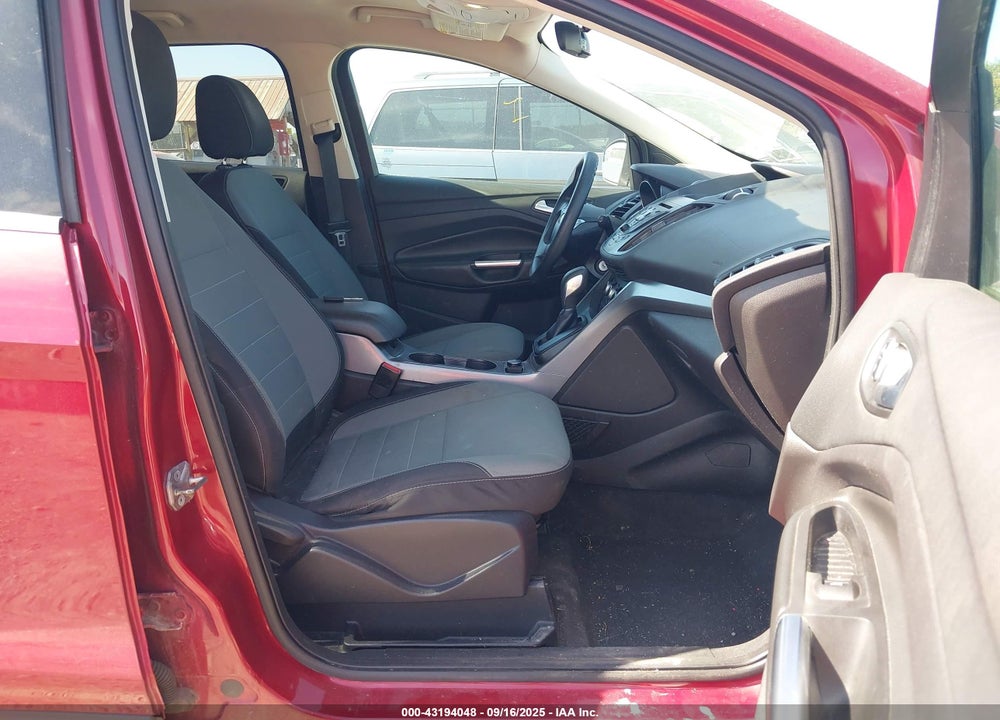 2016 FORD ESCAPE VIN: 1FMCU9GX0GUA48492