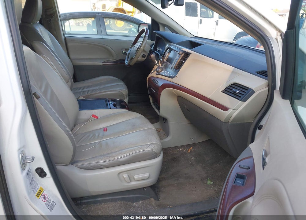2013 TOYOTA SIENNA LIMITED 7 PASSENGER VIN: 5TDDK3DC5DS061607