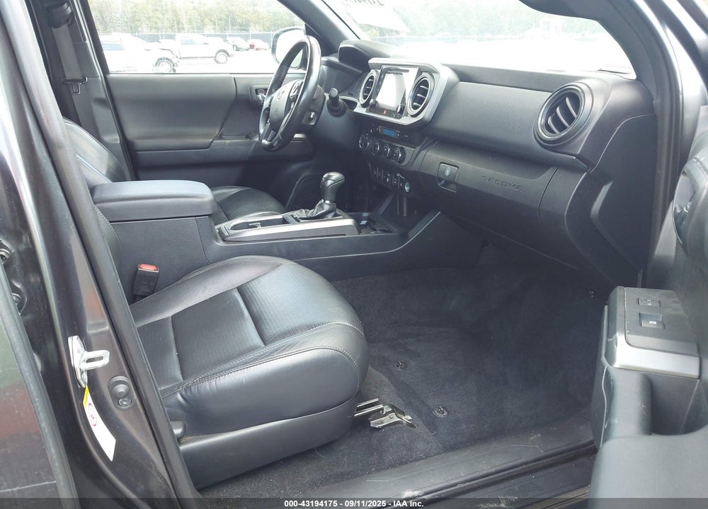 2019 TOYOTA TACOMA TRD SPORT VIN: 3TMCZ5AN2KM200775