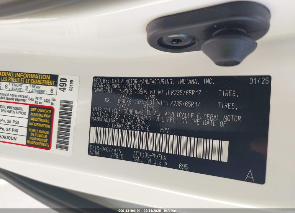 2025 TOYOTA SIENNA LE VIN: 5TDKRKEC6SS239646