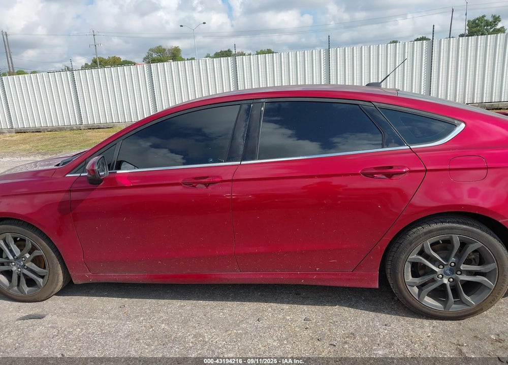 2018 FORD FUSION VIN: 3FA6P0G76JR256627