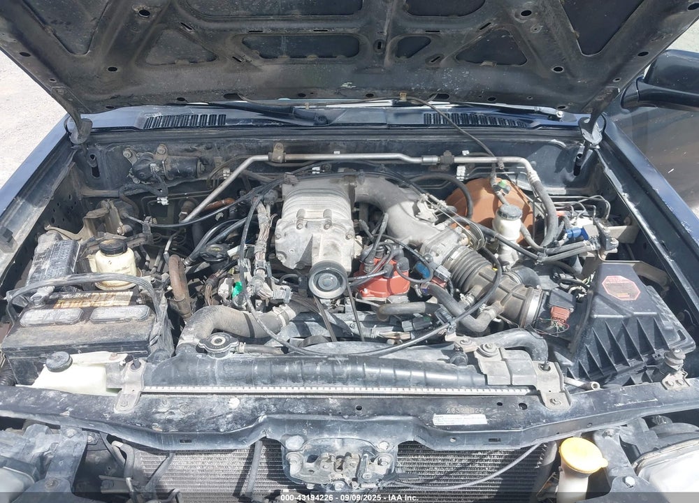 2002 NISSAN FRONTIER SC-V6 VIN: 1N6MD29Y42C320026