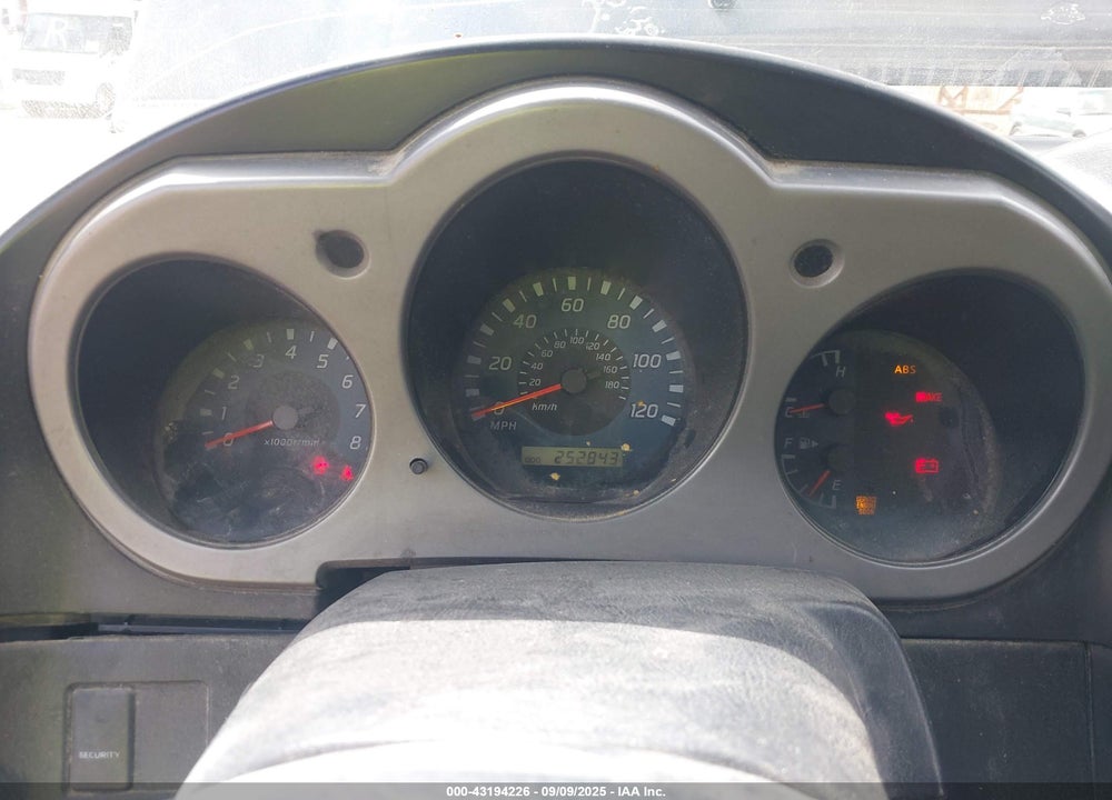 2002 NISSAN FRONTIER SC-V6 VIN: 1N6MD29Y42C320026