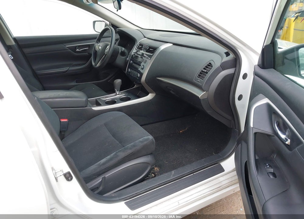 2015 NISSAN ALTIMA 2.5 S VIN: 1N4AL3AP7FC415905