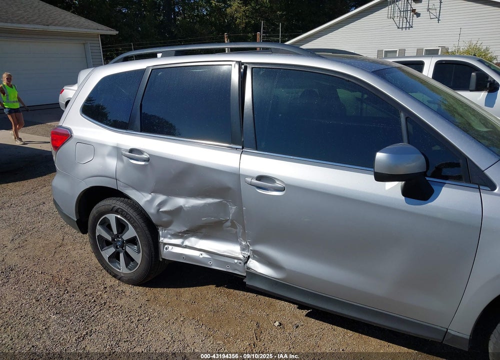 2017 SUBARU FORESTER 2.5I LIMITED VIN: JF2SJAJC6HH411518