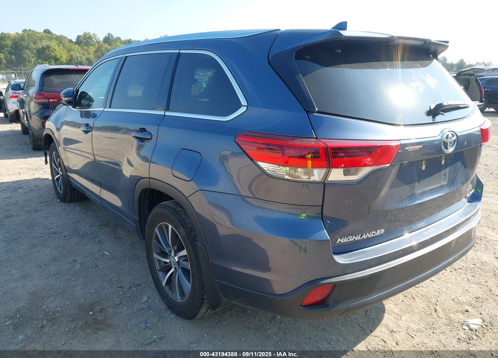 2017 TOYOTA HIGHLANDER VIN: 5TDJZRFH1HS405112