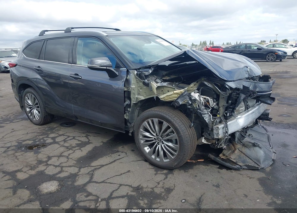 2021 TOYOTA HIGHLANDER PLATINUM VIN: 5TDFZRBH1MS146854