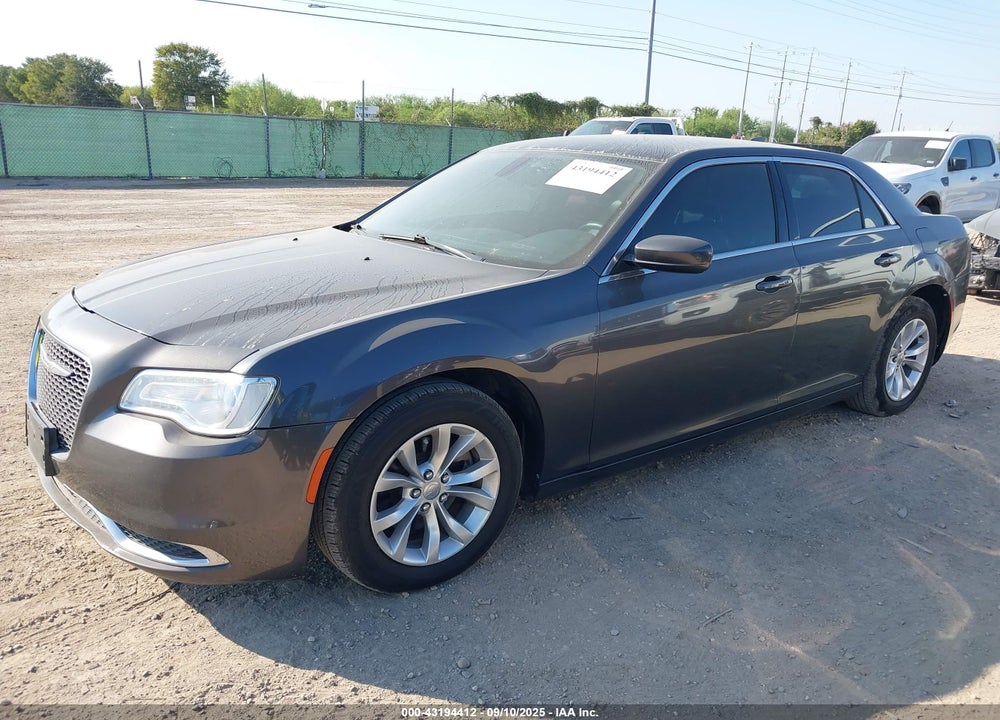 2016 CHRYSLER 300 VIN: 2C3CCAAG8GH243779