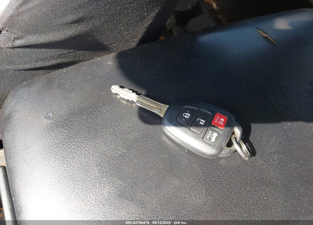 2013 TOYOTA CAMRY SE VIN: 4T1BF1FK5DU243531