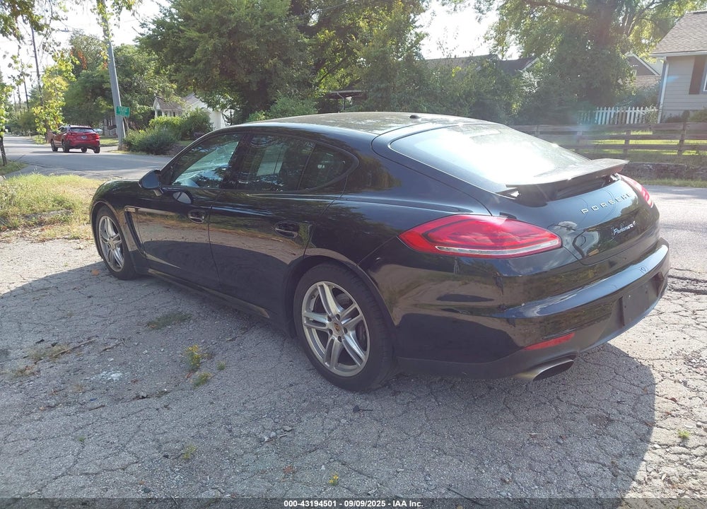 2015 PORSCHE PANAMERA VIN: WP0AA2A76FL001184
