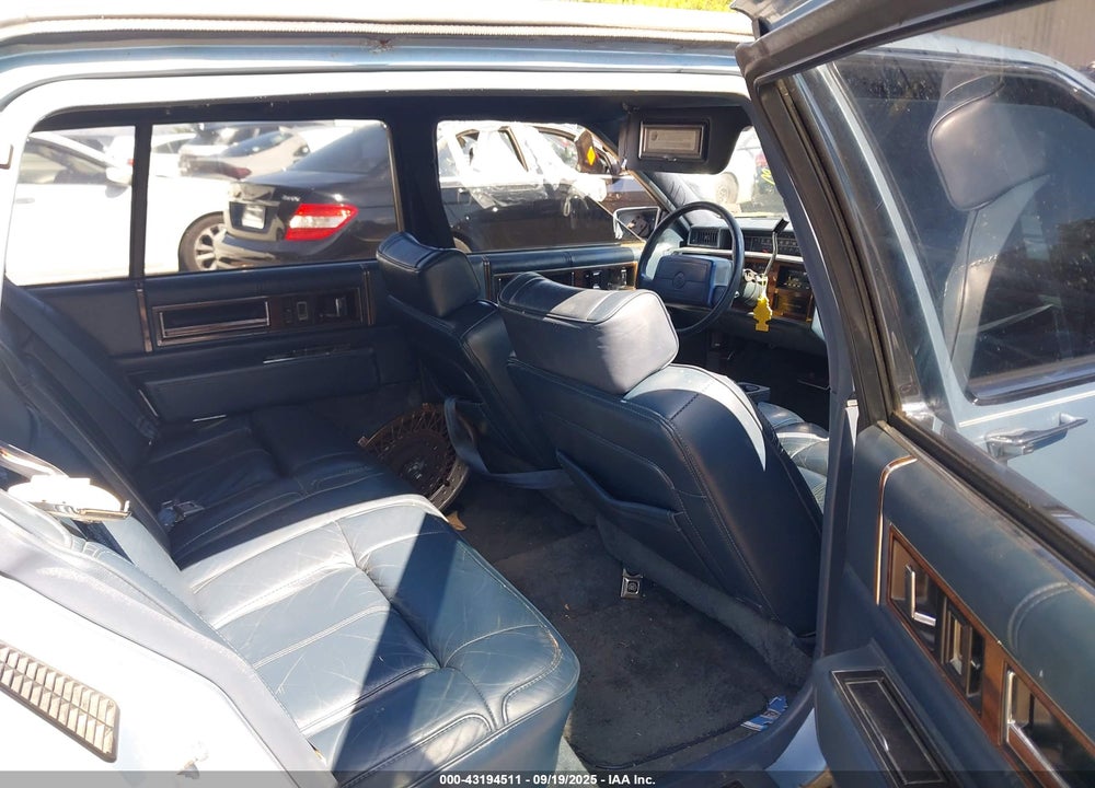 1990 CADILLAC DEVILLE VIN: 1G6CD5335L4207875