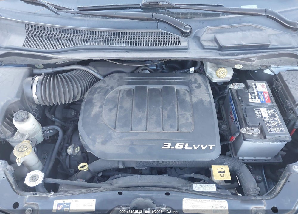 2013 CHRYSLER TOWN & COUNTRY VIN: 2C4RC1BGXDR598155