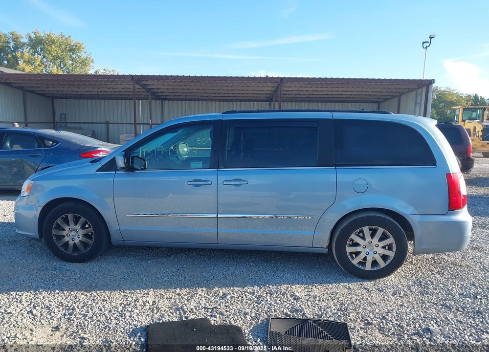 2013 CHRYSLER TOWN & COUNTRY VIN: 2C4RC1BGXDR598155