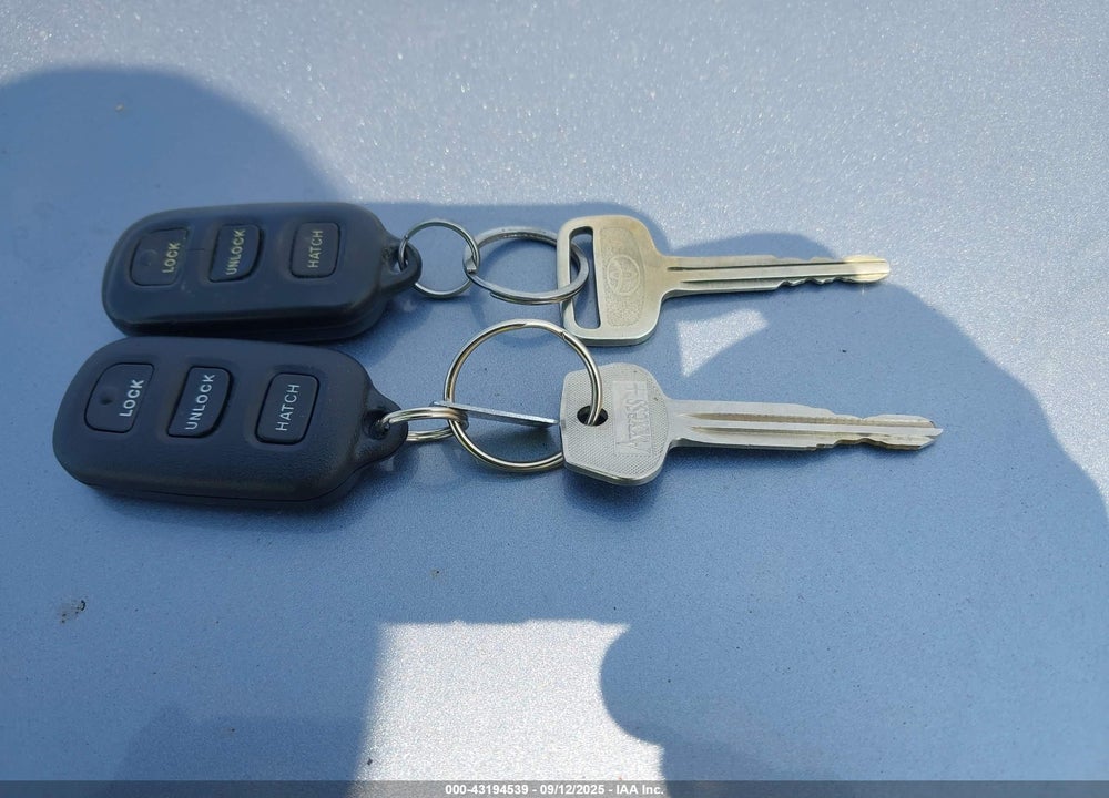2003 TOYOTA MATRIX STANDARD VIN: 2T1KR32E83C038420