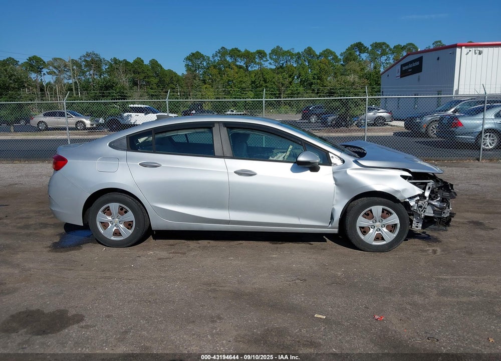 2017 CHEVROLET CRUZE VIN: 1G1BC5SM0H7177298